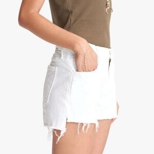 MOTHER Superior White Teaser Step Fray Shorts Size 23